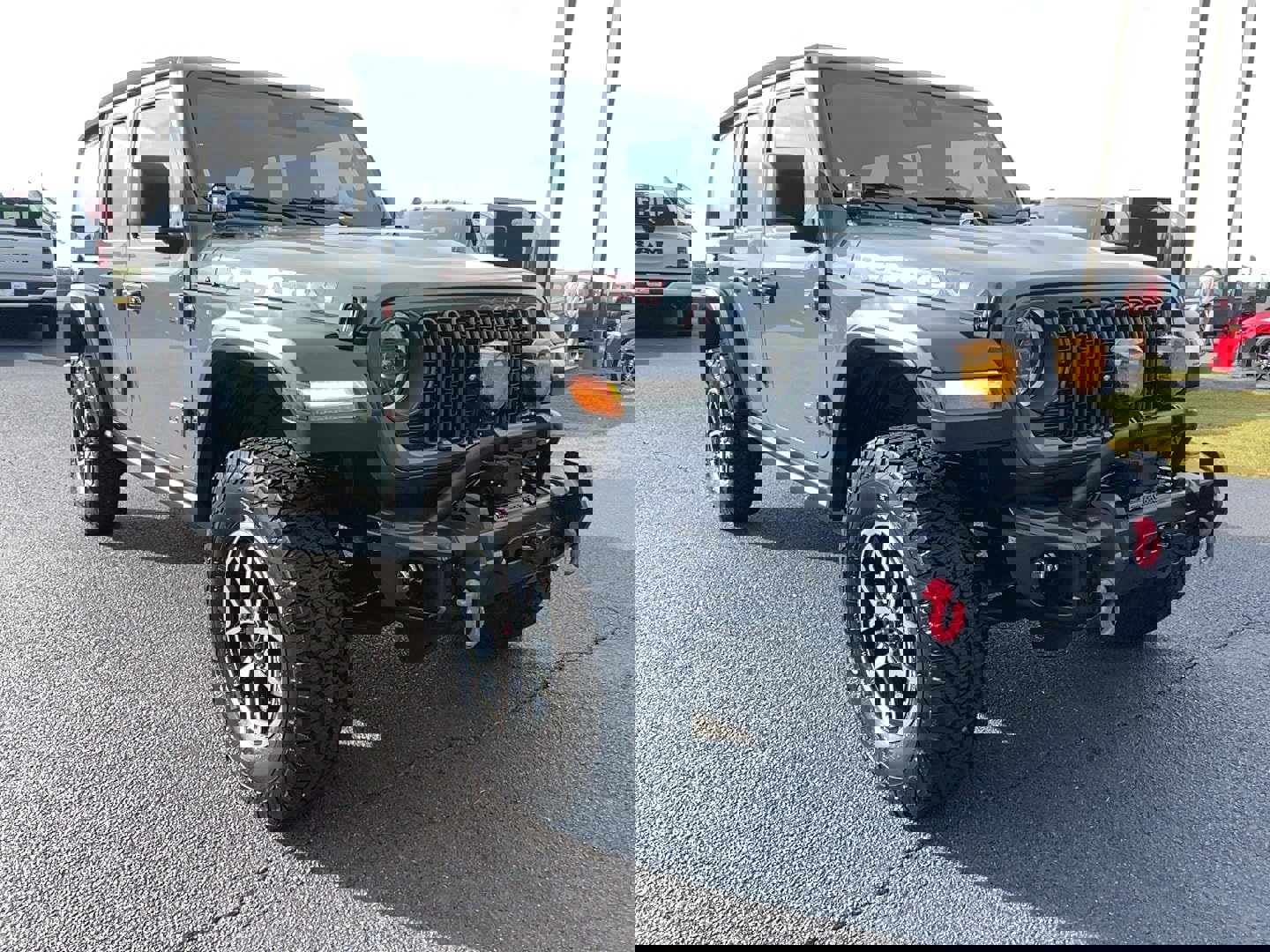 Used 2024 Jeep Wrangler Unlimited Rubicon image 3