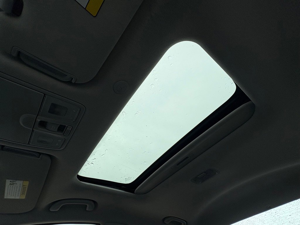 Used 2013 Hyundai Elantra Limited image 21