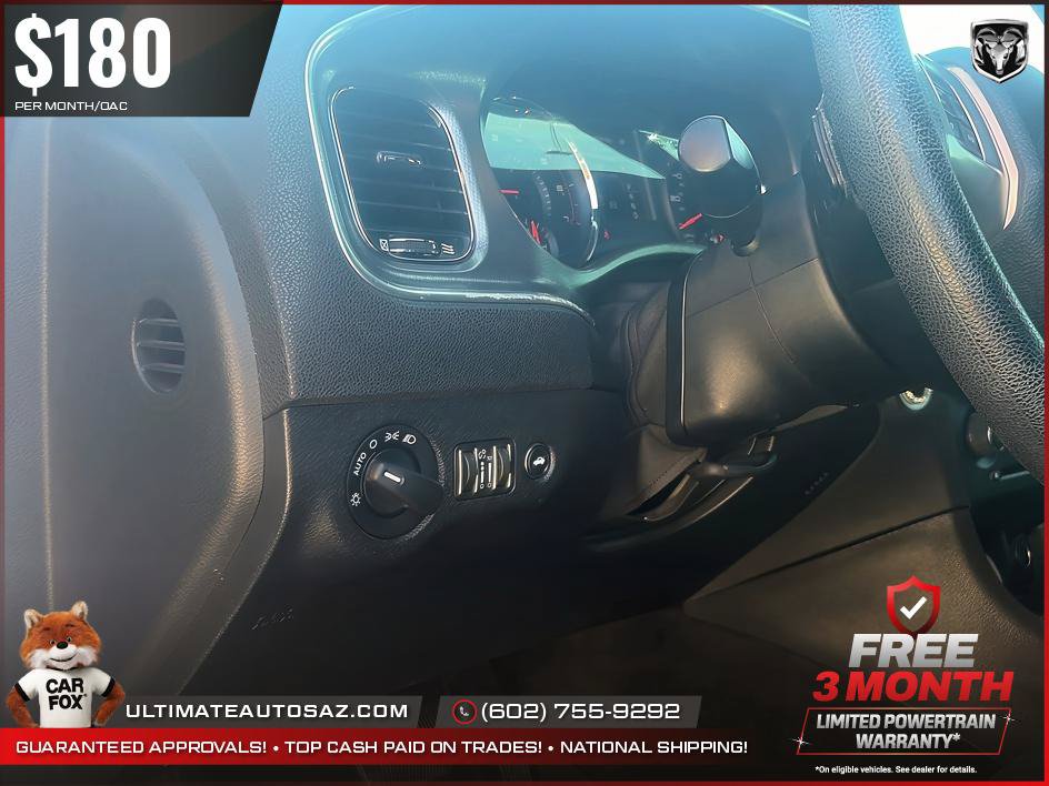 Used 2014 Dodge Charger SE RWD image 4
