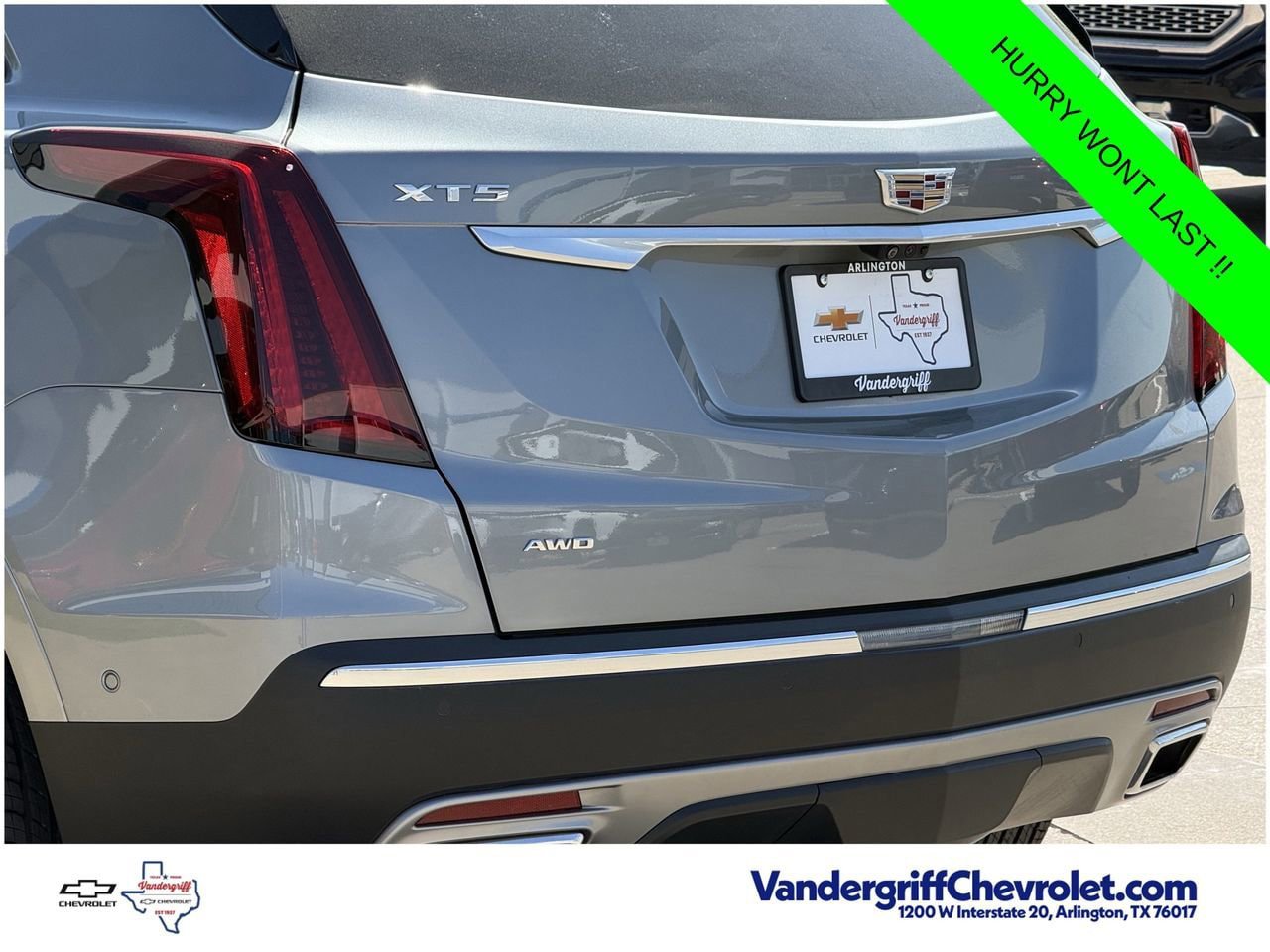 Used 2023 Cadillac XT5 Premium Luxury w/ Platinum Package AWD/4WD image 6