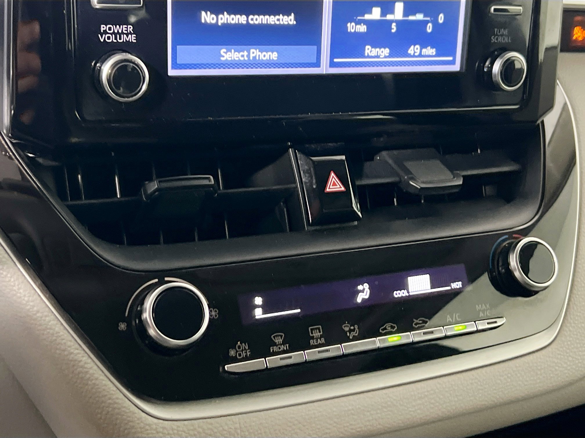 Used 2020 Toyota Corolla L image 26