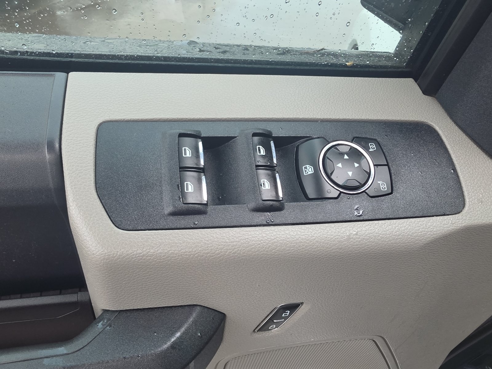 Used 2022 Ford F250 XL w/ STX Appearance Package RWD image 11