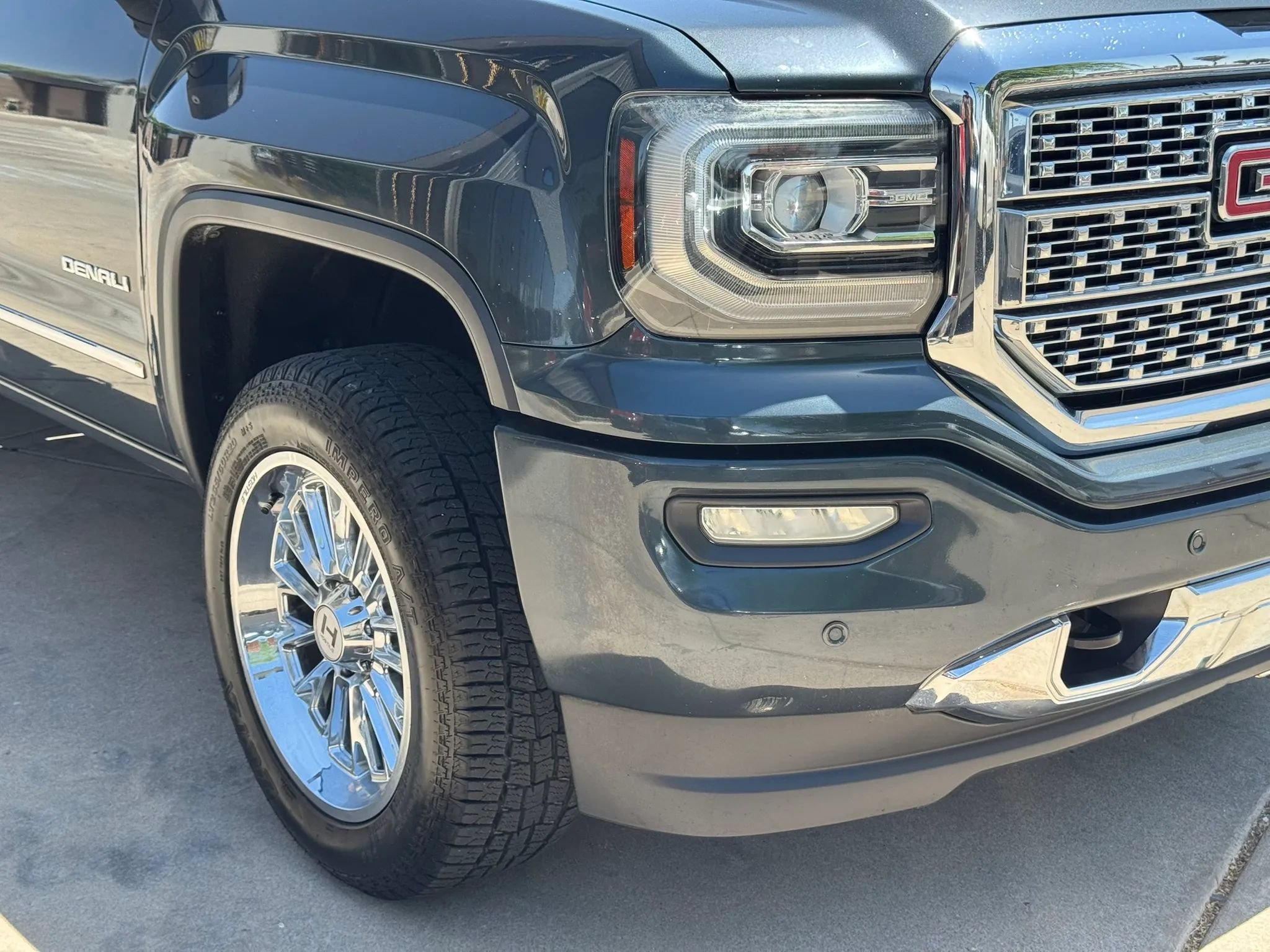 Used 2017 GMC Sierra 1500 Denali AWD/4WD image 39