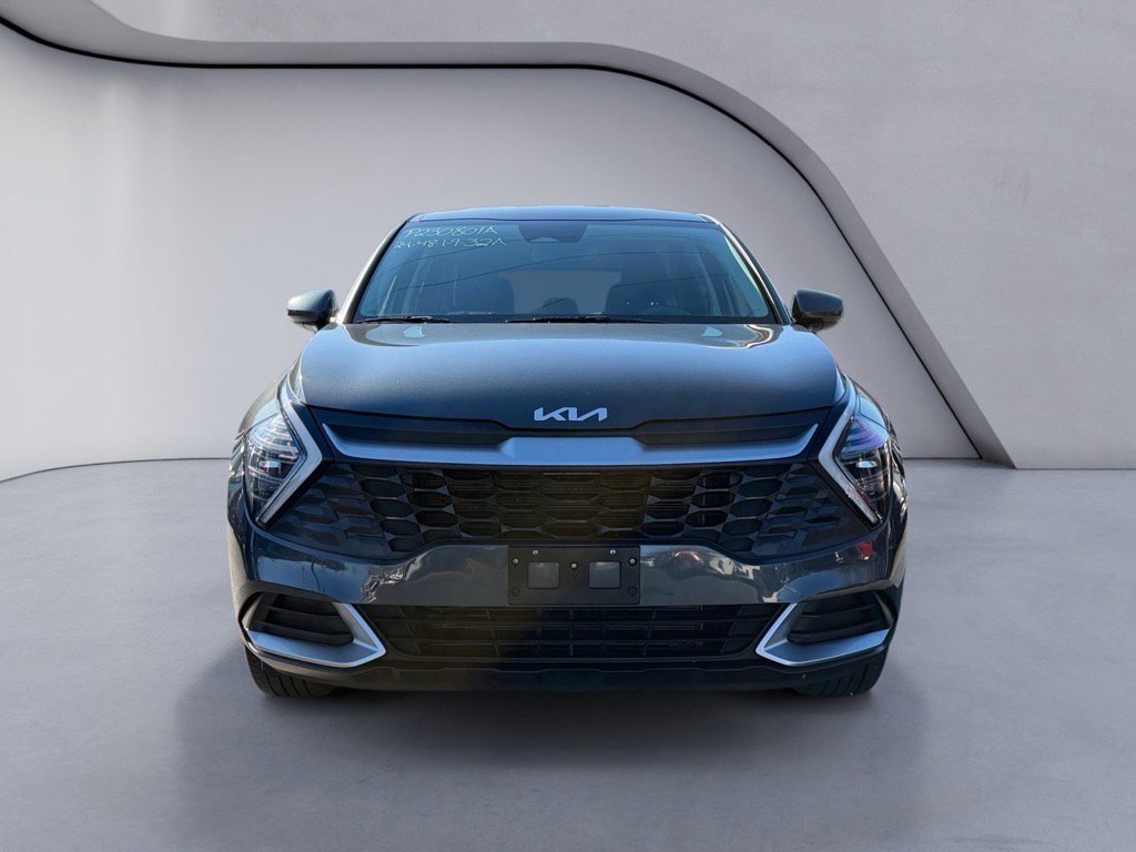 Used 2024 Kia Sportage LX image 7