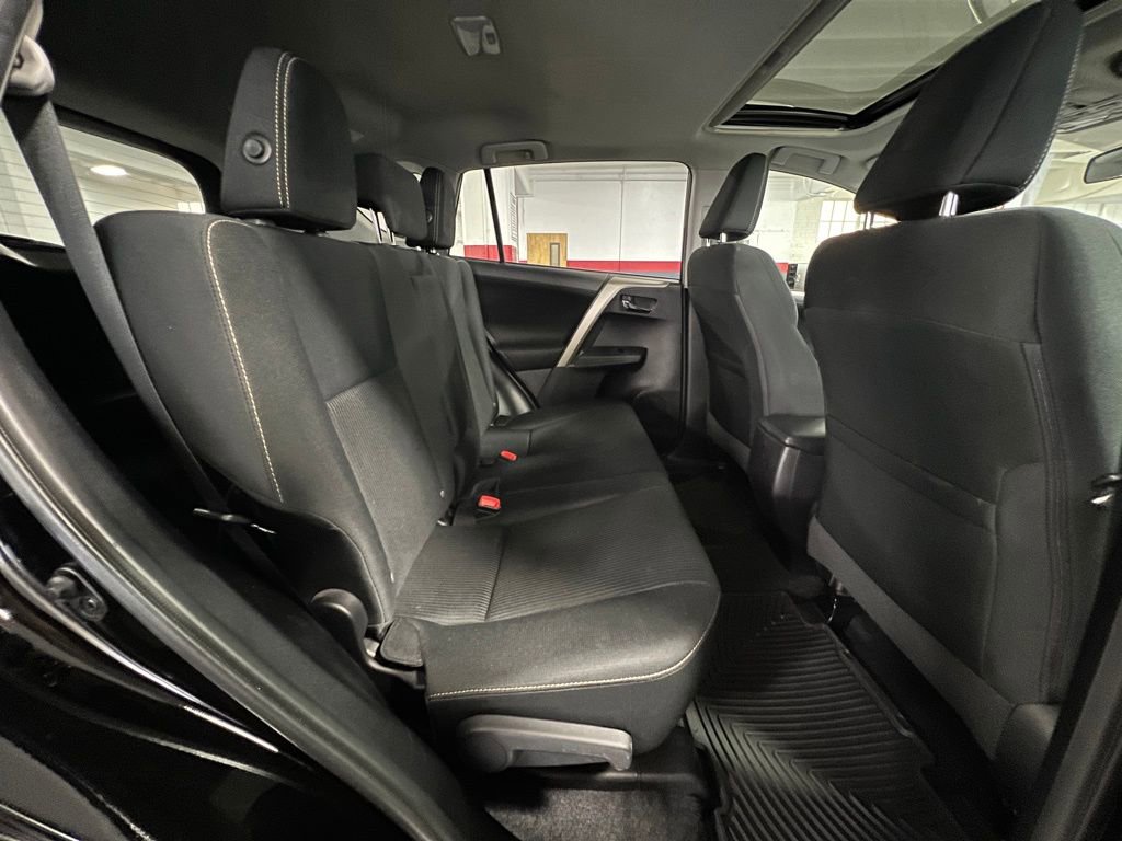 Used 2015 Toyota RAV4 XLE image 17