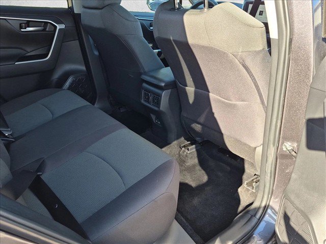 Used 2024 Toyota RAV4 XLE w/ Convenience Package FWD image 20