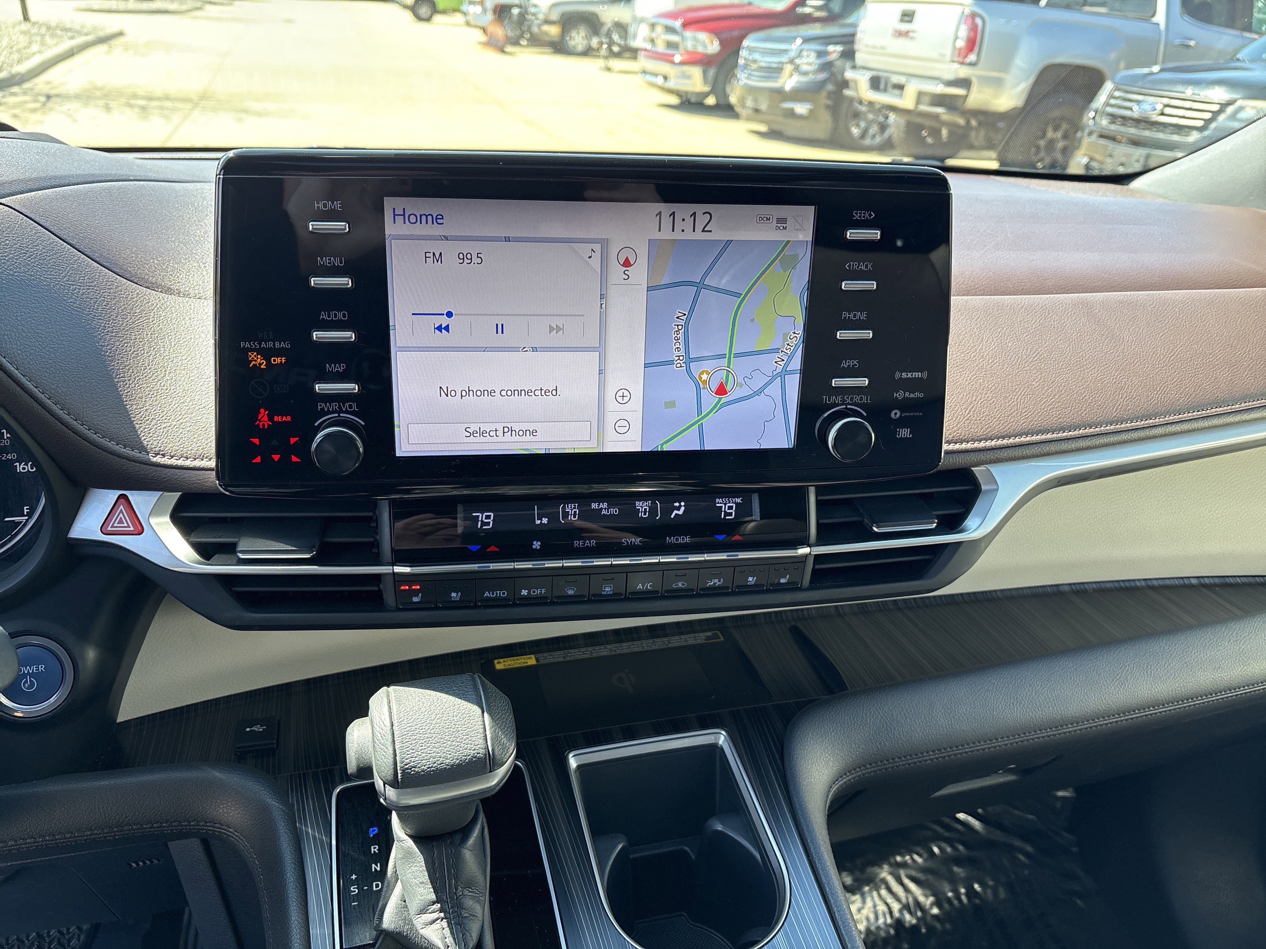 Used 2021 Toyota Sienna Platinum w/ Outdoor Package (TMS) image 21
