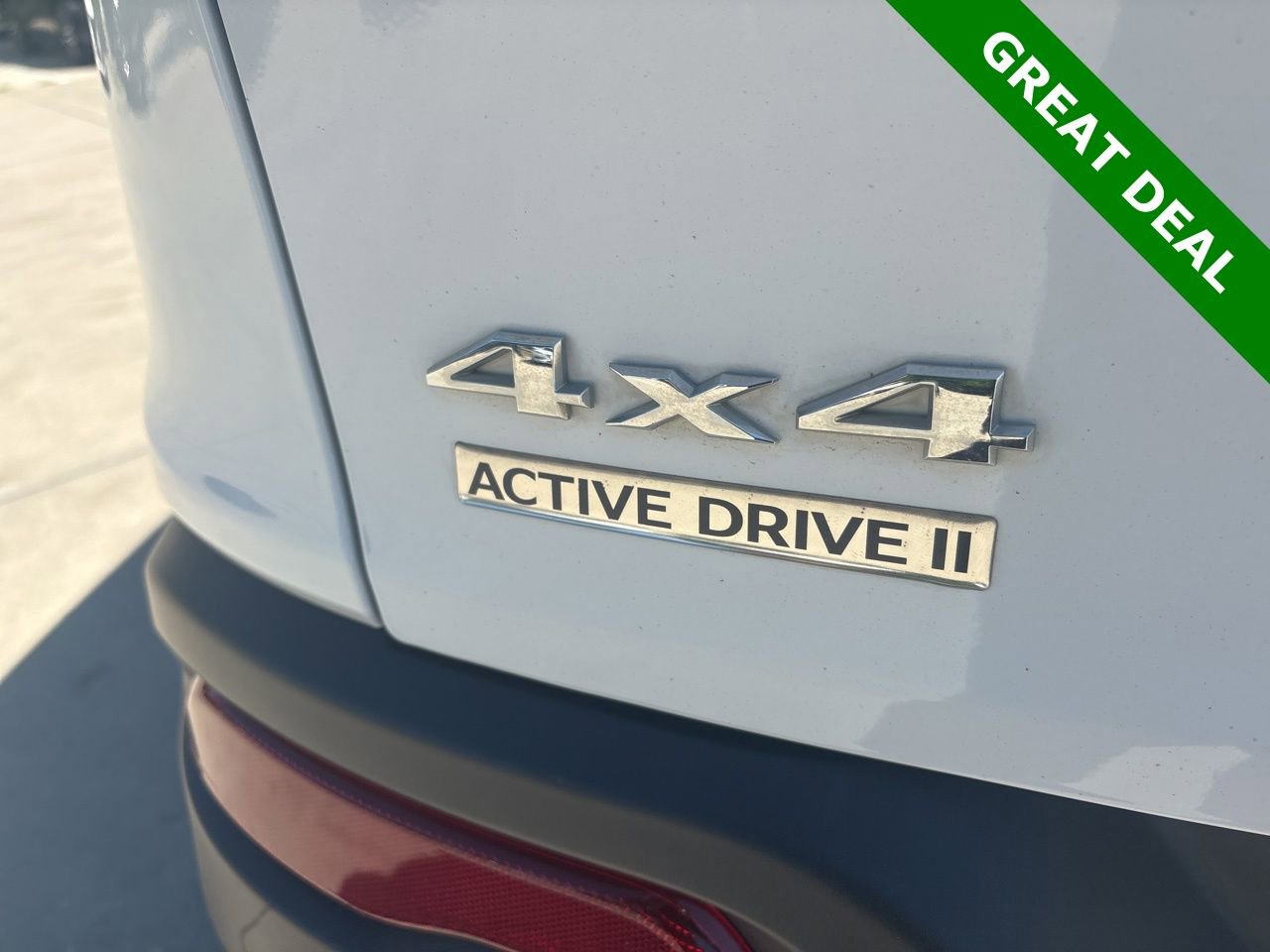 Used 2017 Jeep Cherokee Latitude w/ Safety/Convenience Group image 9