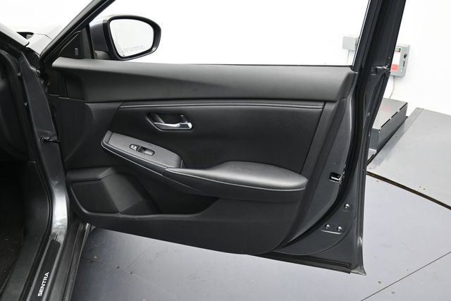 Used 2020 Nissan Sentra SV FWD image 29