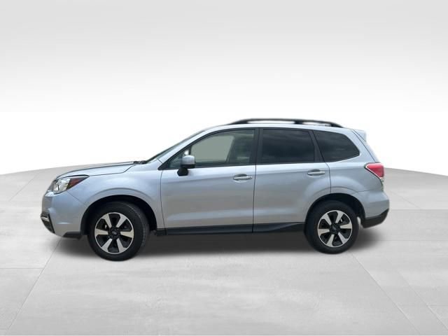 Used 2017 Subaru Forester 2.5i Premium w/ All-Weather Package AWD/4WD image 6