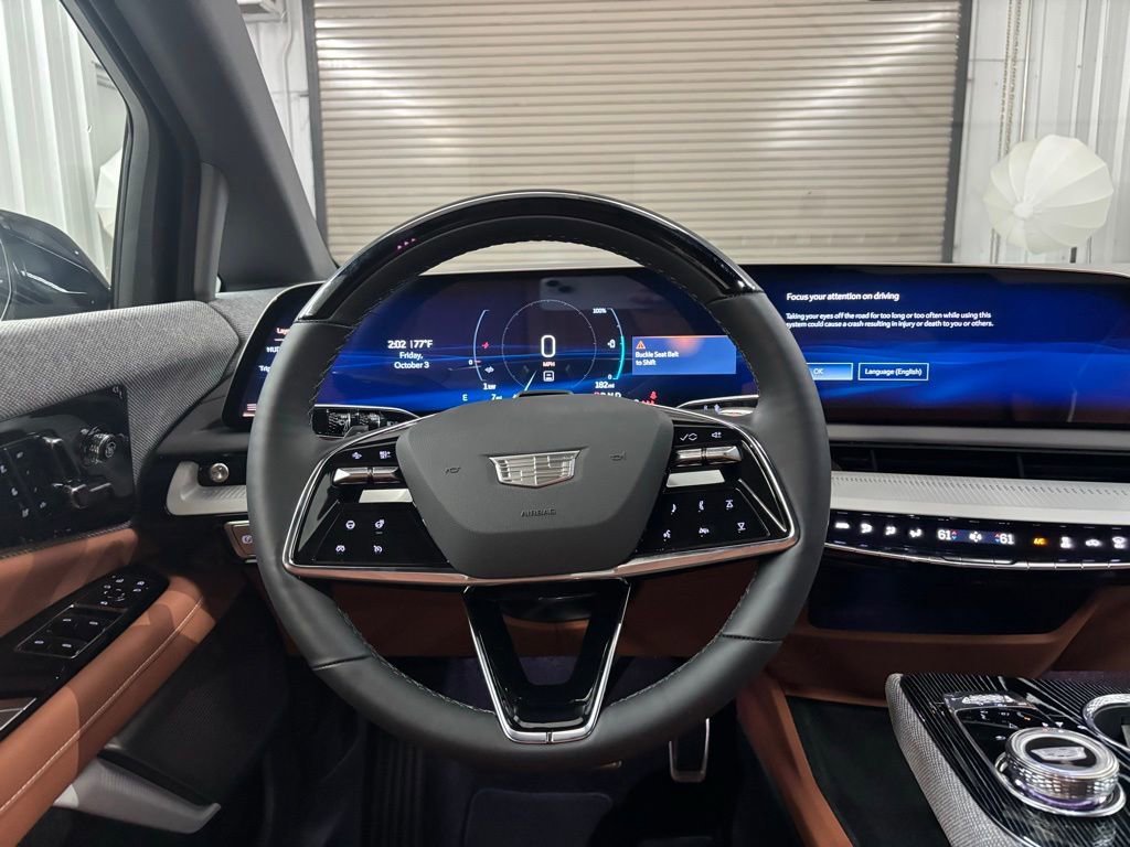 New 2025 Cadillac Optiq Sport 2 image 31