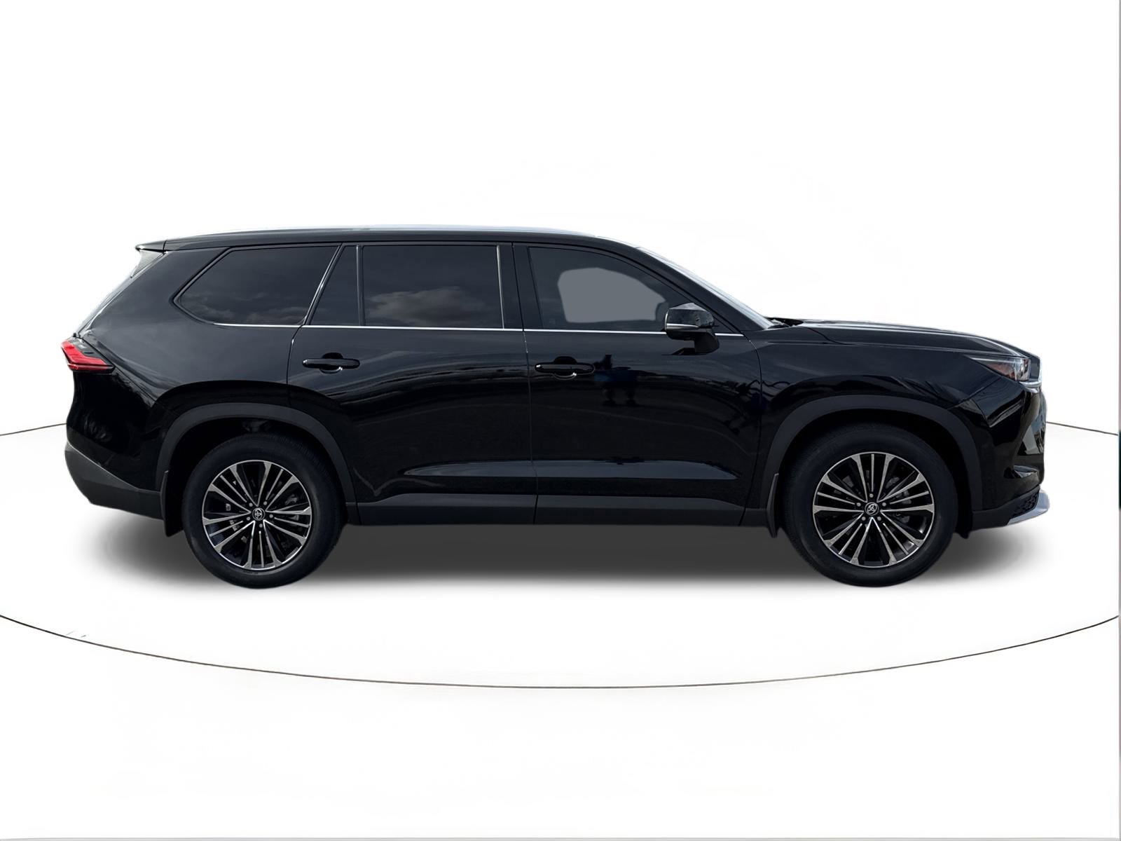 Used 2024 Toyota Grand Highlander AWD Hybrid image 2