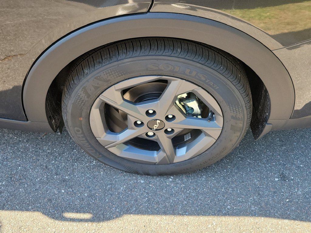 New 2026 Kia K4 FWD image 36
