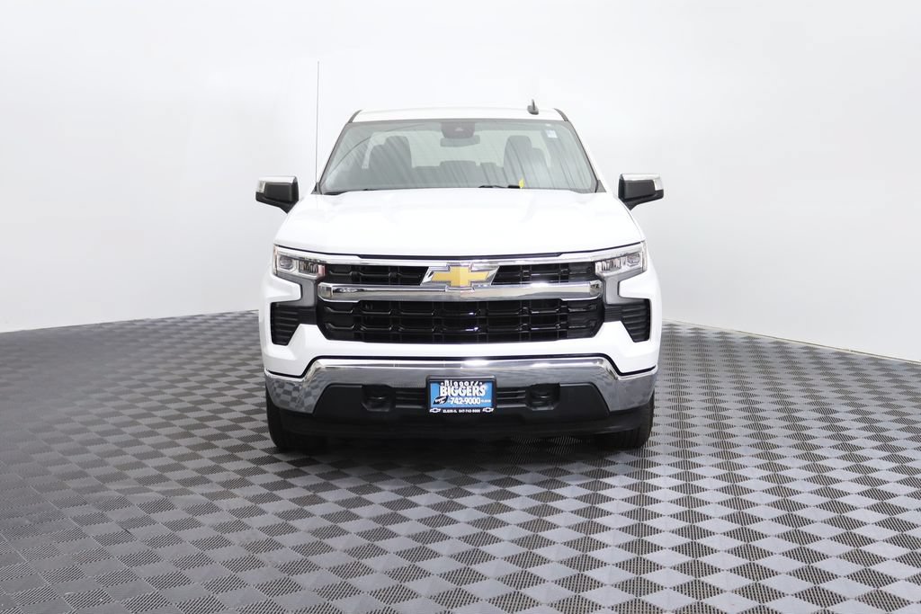Used 2023 Chevrolet Silverado 1500 LT AWD/4WD image 2