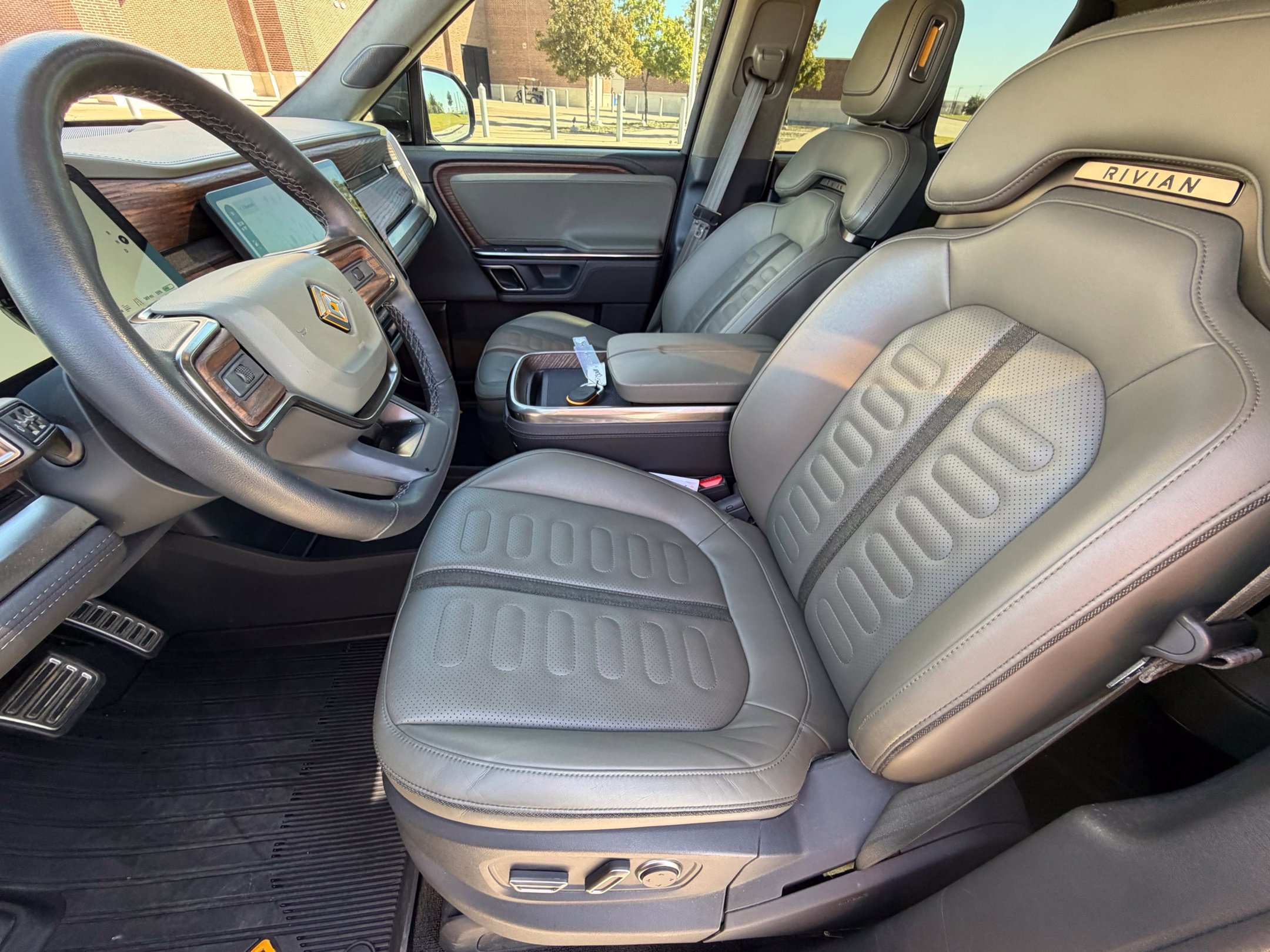 Used 2023 Rivian R1T Adventure Quad AWD/4WD image 21