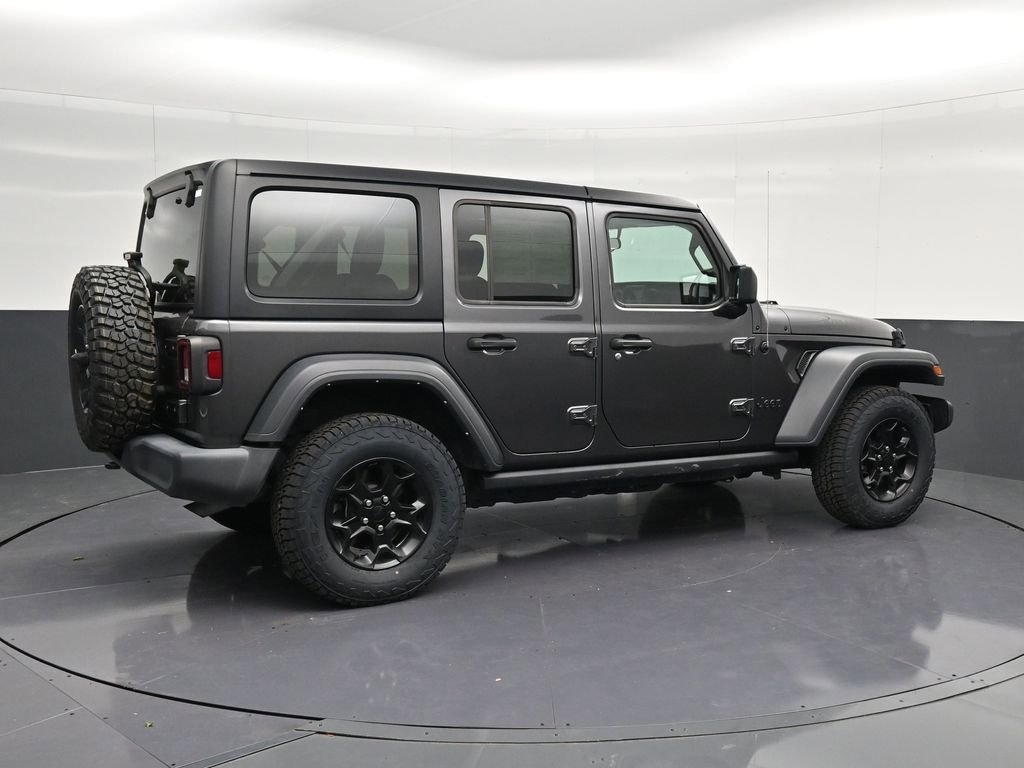 Used 2023 Jeep Wrangler Willys image 3