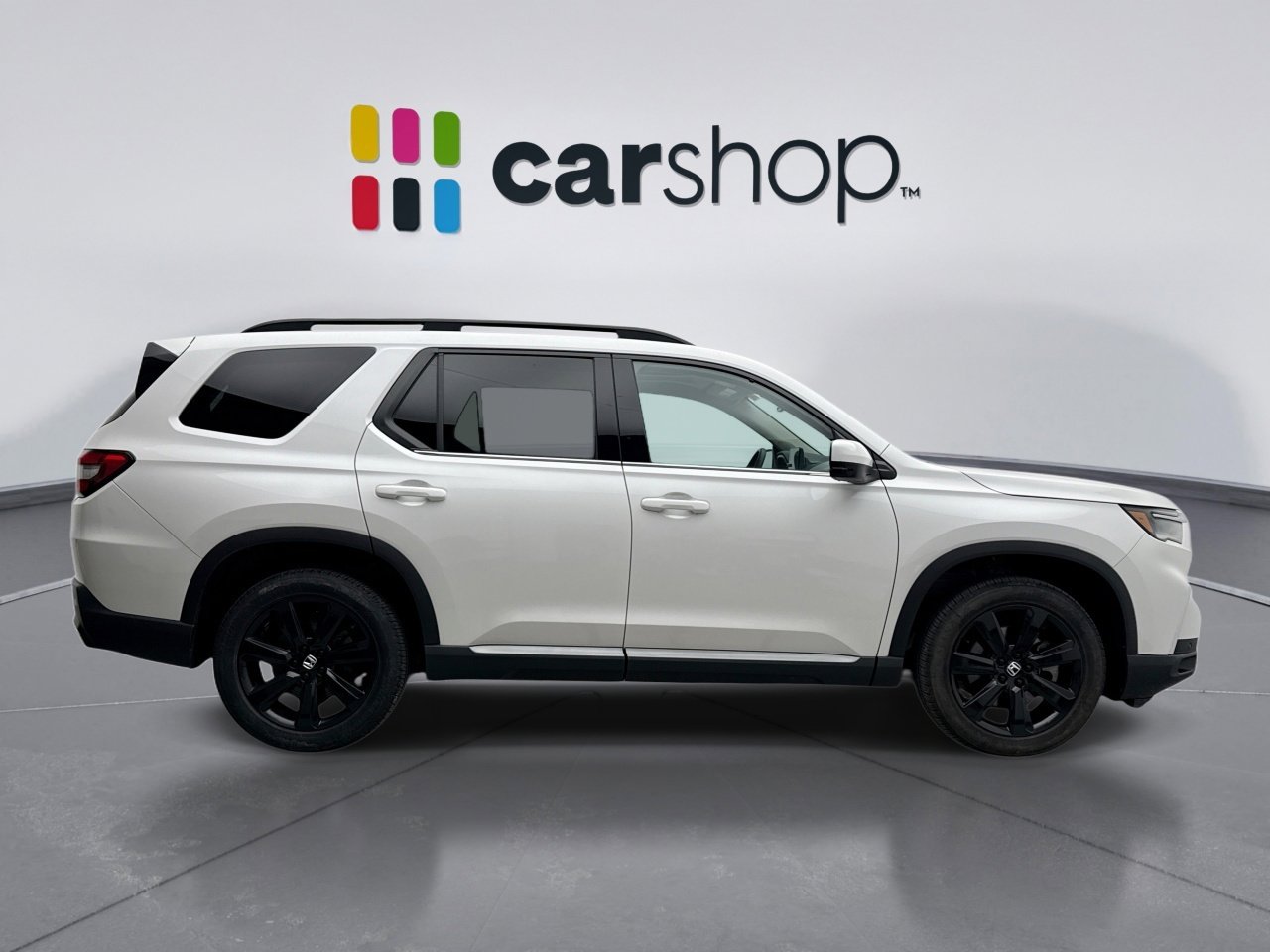 Used 2023 Honda Pilot Touring image 6