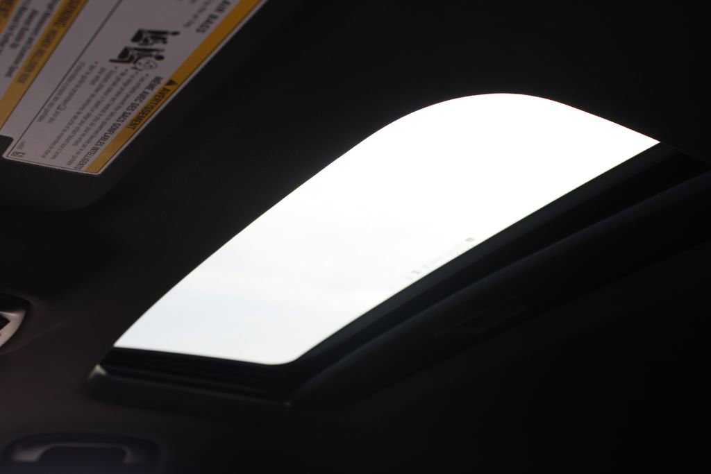 New 2026 Chevrolet Trax RS w/ Sunroof Package image 49