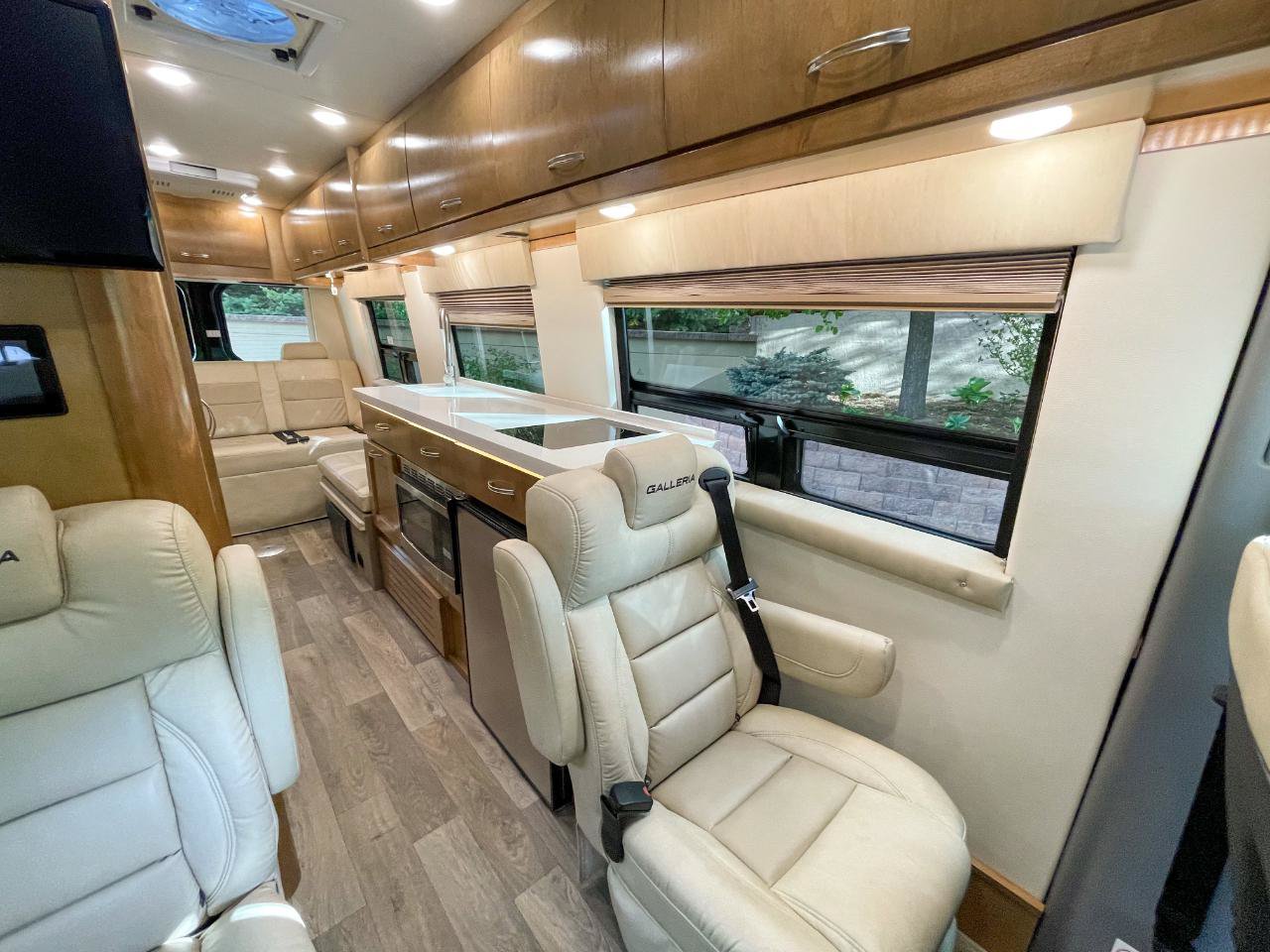 Used 2017 Mercedes-Benz Sprinter 3500 image 28