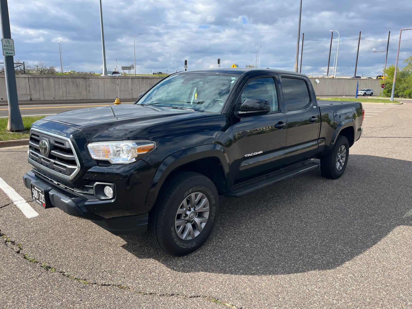 Used 2019 Toyota Tacoma SR5 AWD/4WD image 15