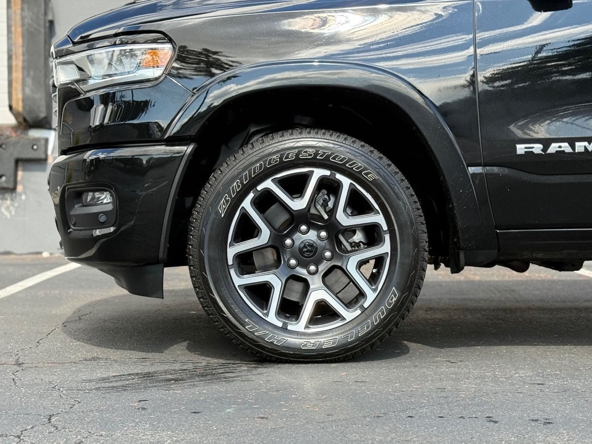 Used 2025 RAM 1500 Laramie w/ Sport Appearance Package AWD/4WD image 11