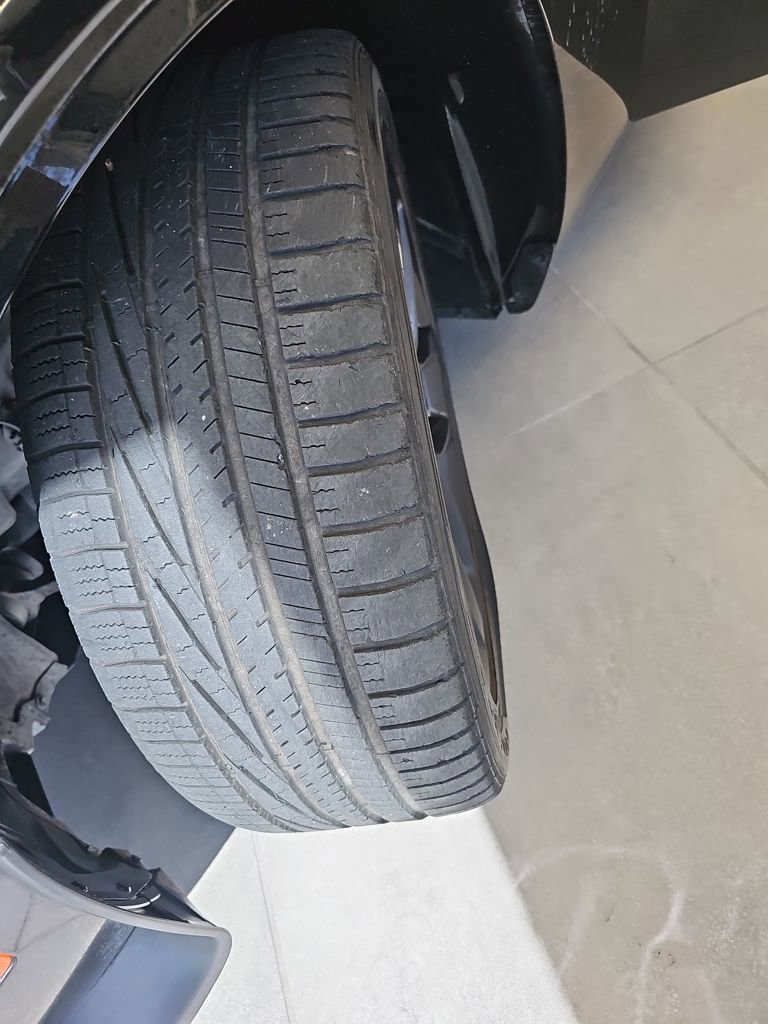 Used 2023 Dodge Challenger R/T w/ Blacktop Package image 32