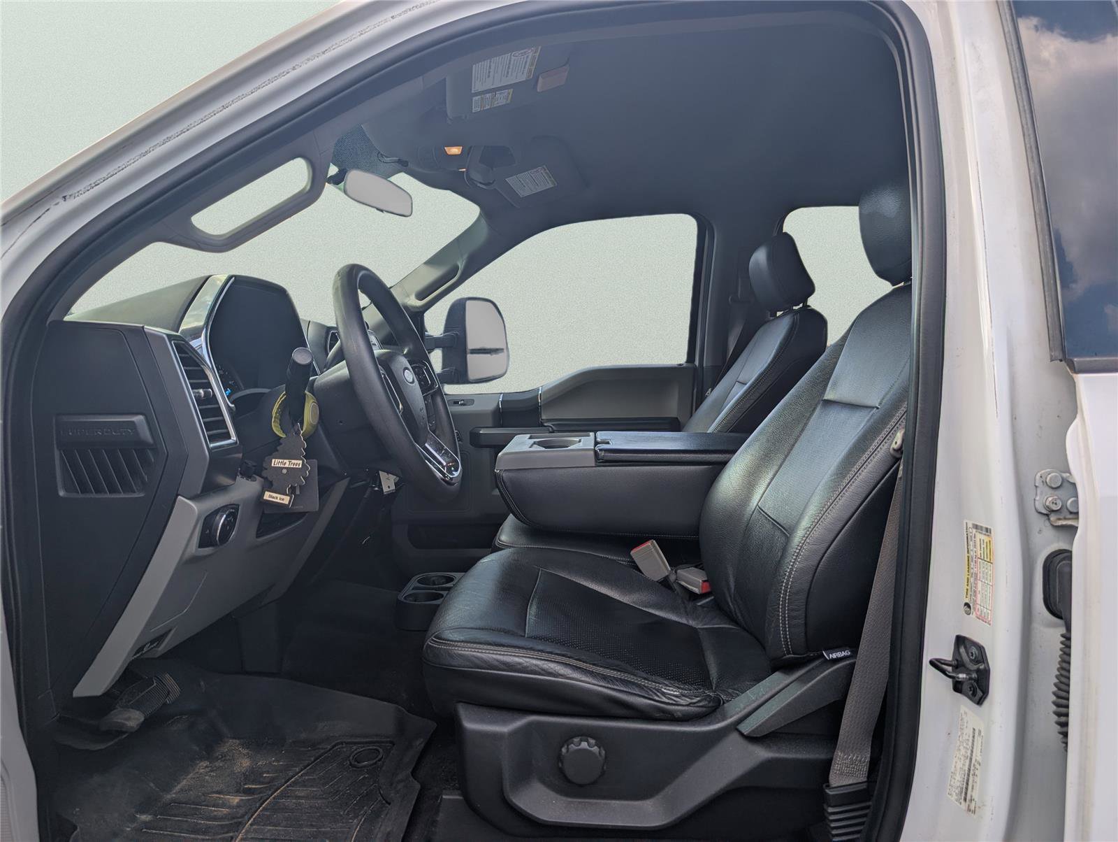 Used 2018 Ford F250 XLT image 9