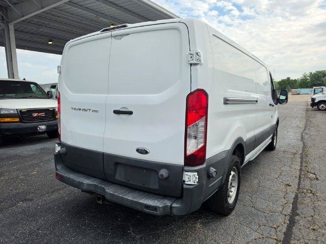 Used 2015 Ford Transit 250 148 Low Roof RWD image 5