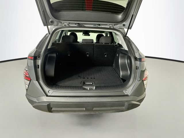Used 2025 Hyundai Kona SEL AWD/4WD image 31