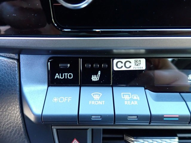 New 2026 Toyota Camry SE image 18