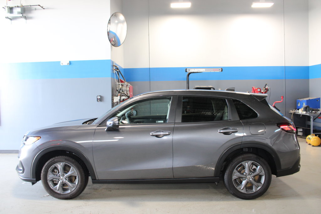 Used 2026 Honda HR-V LX image 9