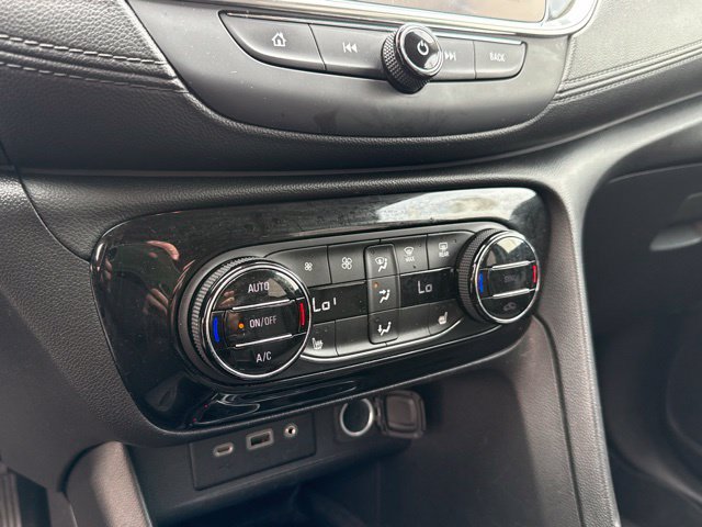 Used 2022 Buick Encore GX Select w/ Experience Buick Package FWD image 15