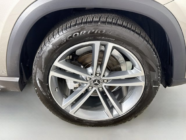 Used 2021 Mercedes-Benz GLE 350 w/ Premium Package image 31