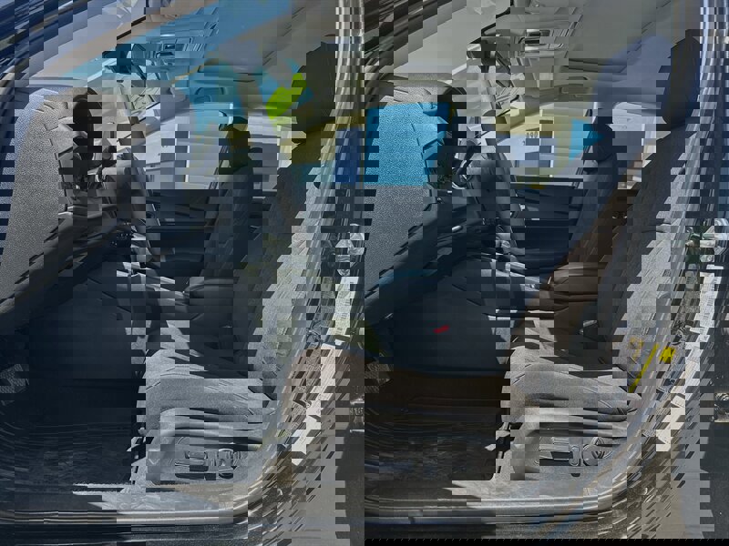 Used 2023 Honda Accord EX image 3