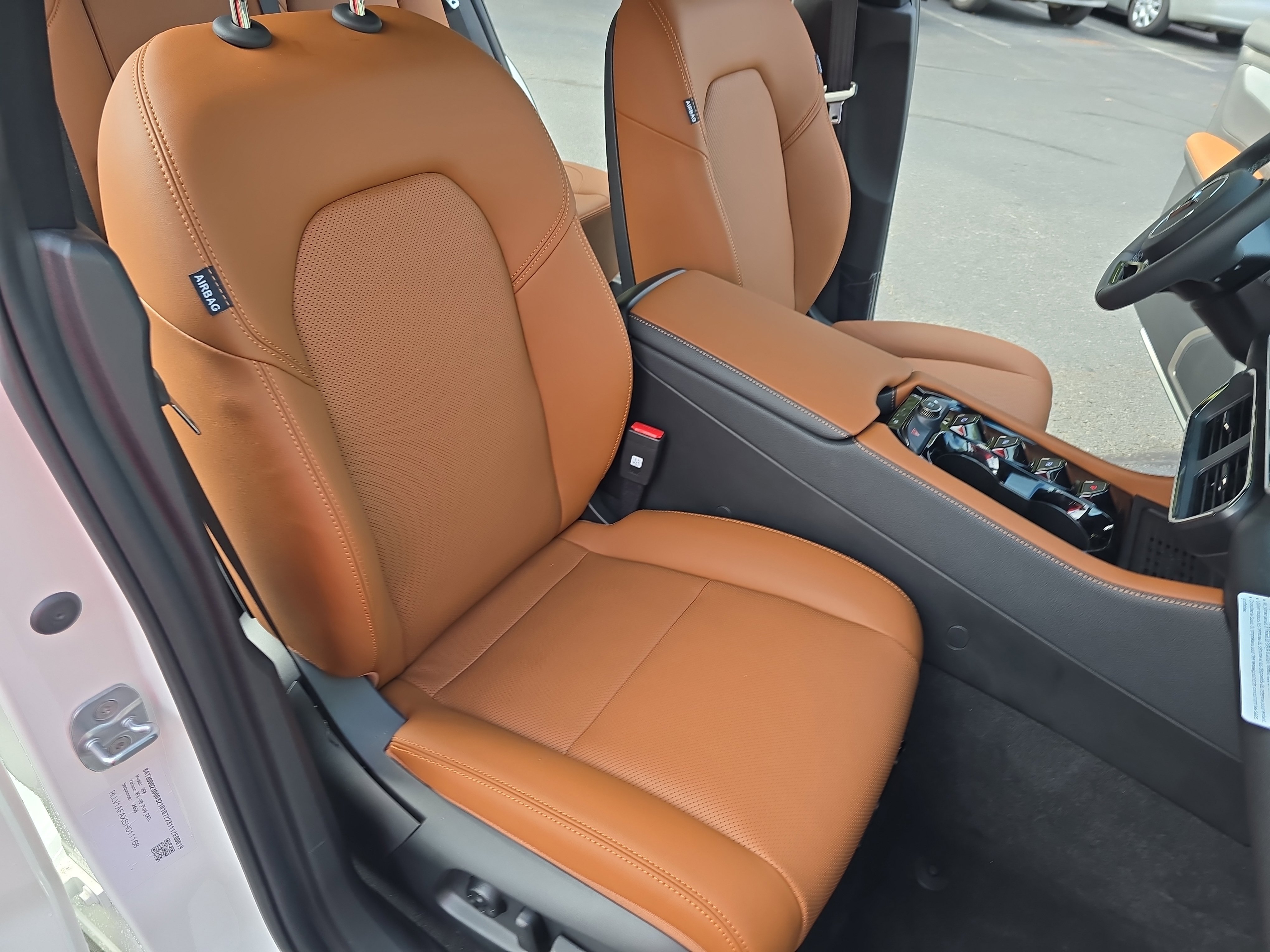 New 2025 VinFast VF 8 Plus image 10
