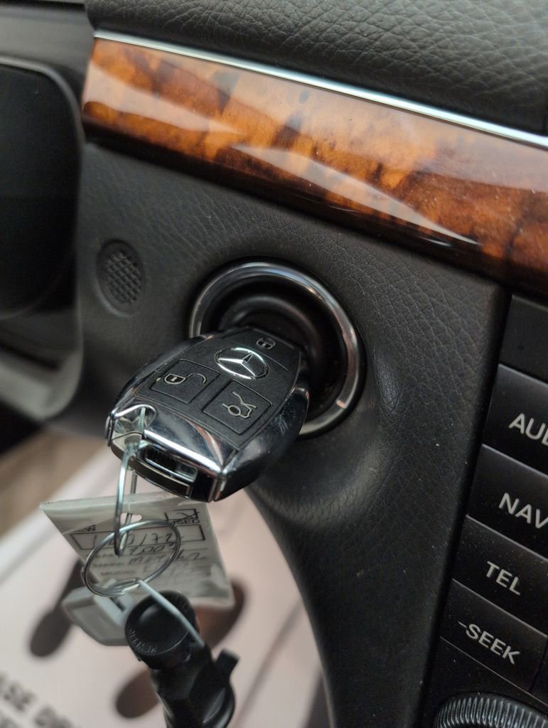 Used 2005 Mercedes-Benz E 500 E 500 image 39