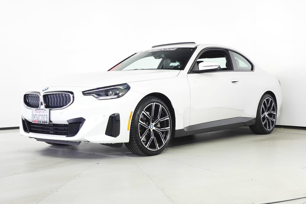 Certified 2023 BMW 230i xDrive Coupe w/ Convenience Package AWD/4WD image 2