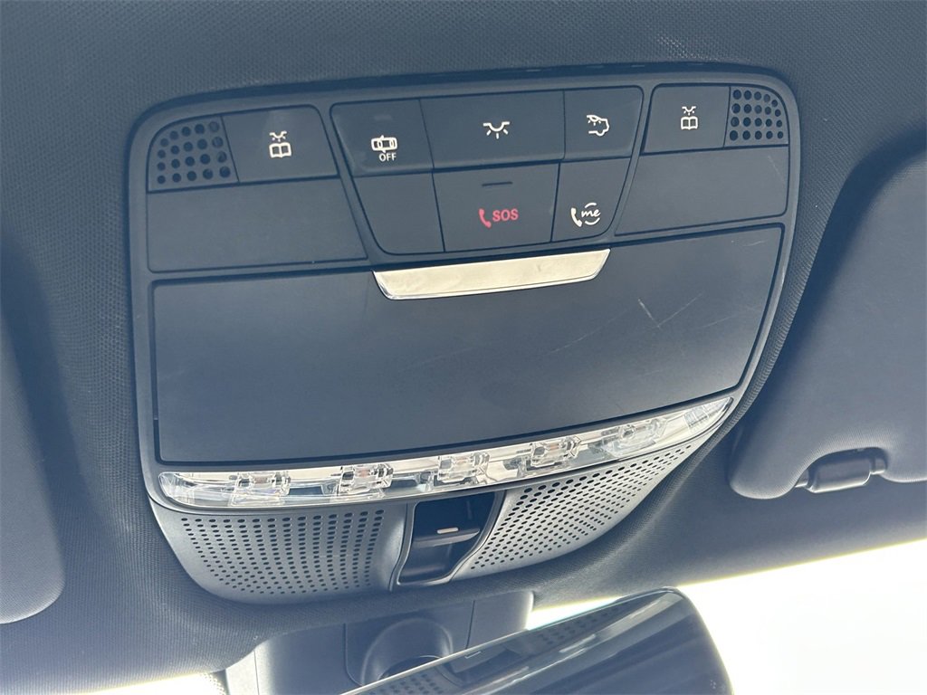 Used 2021 Mercedes-Benz C 300 Sedan image 18