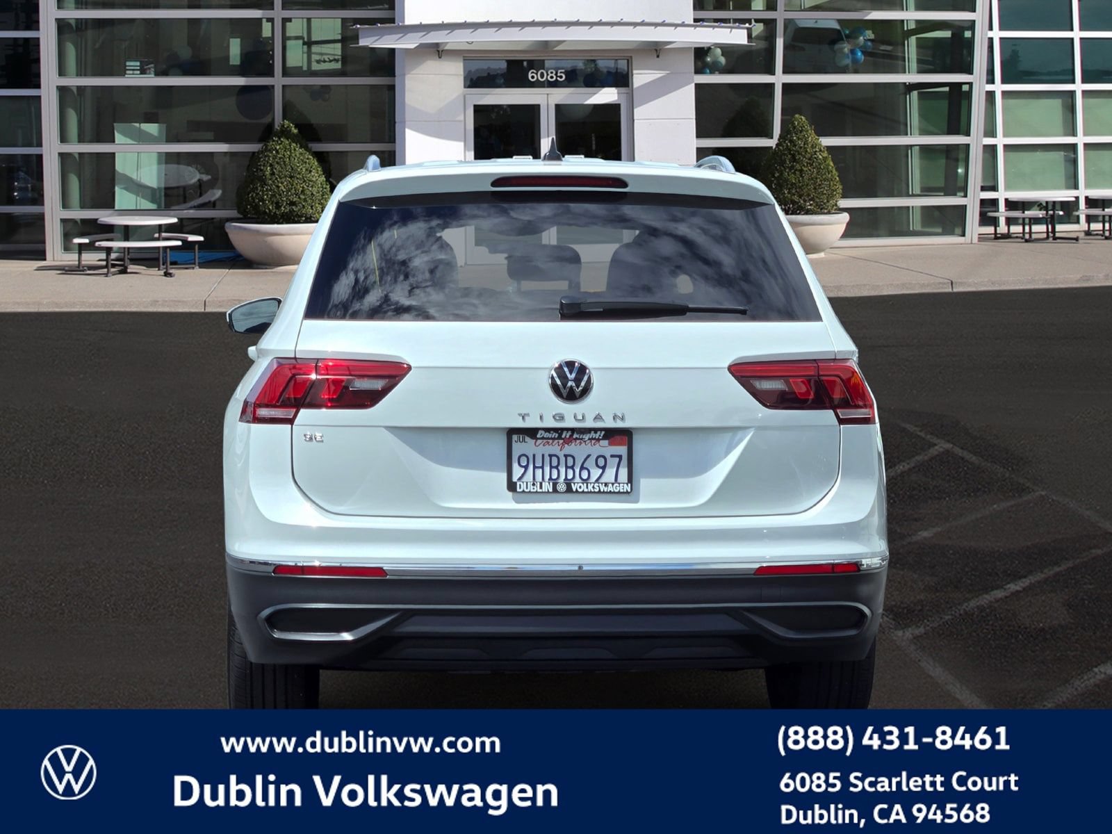 Certified 2023 Volkswagen Tiguan SE FWD image 5