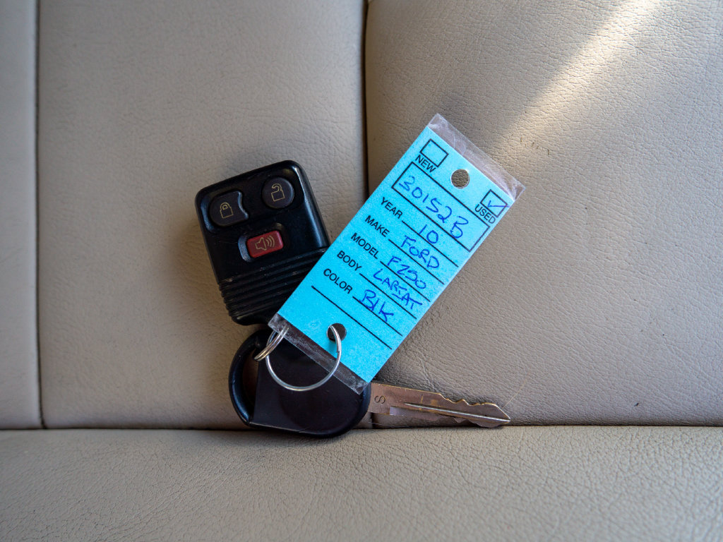 Used 2010 Ford F250 Lariat AWD/4WD image 32