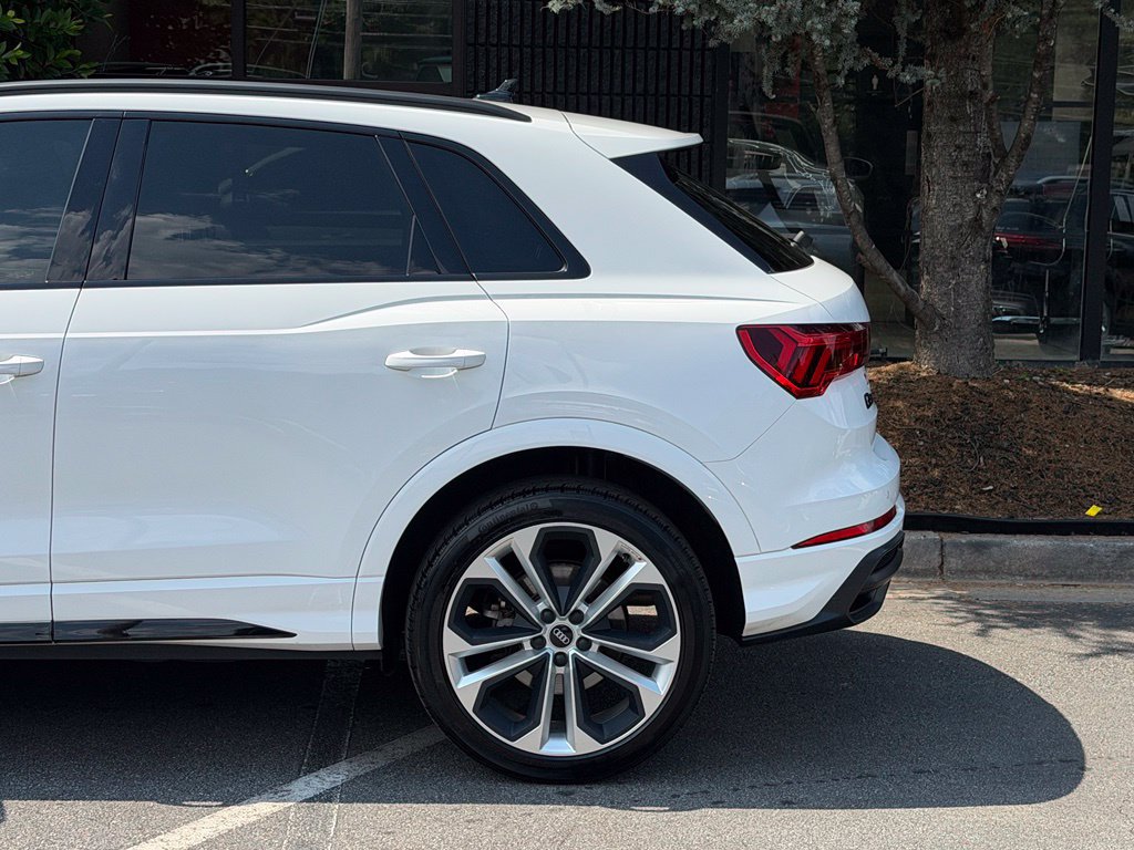 Used 2021 Audi Q3 2.0T Premium w/ Convenience Package AWD/4WD image 5