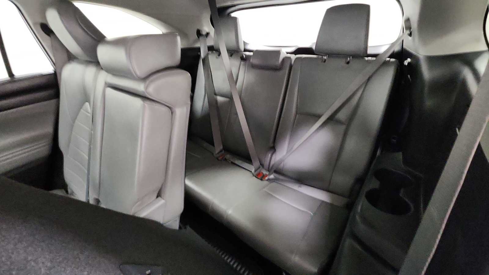 Certified 2022 Toyota Highlander XLE AWD/4WD image 26