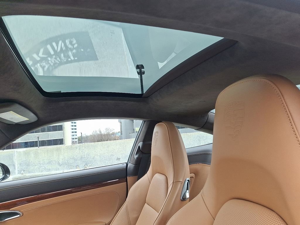 Used 2016 Porsche 911 Turbo image 14