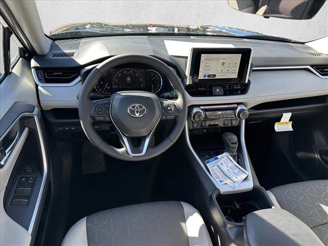 Used 2025 Toyota RAV4 XLE w/ Convenience Package image 10