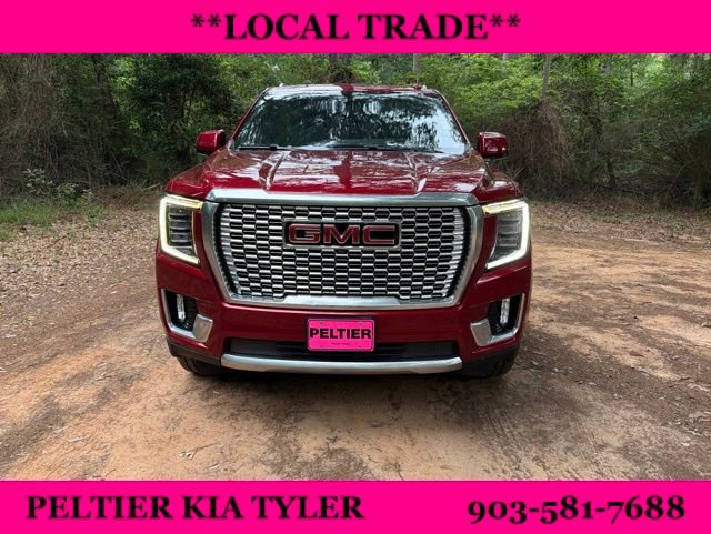 Used 2021 GMC Yukon XL Denali w/ Denali Ultimate Package AWD/4WD image 2