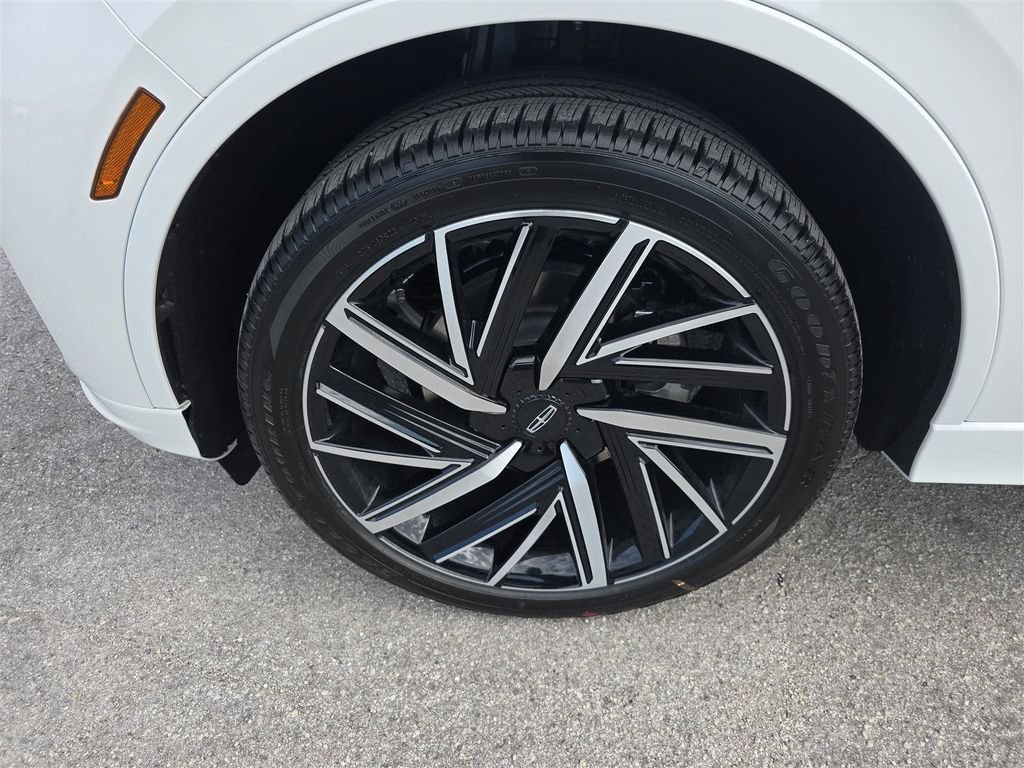 New 2025 Lincoln Aviator Black Label AWD/4WD image 11