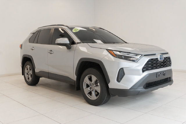 Used 2024 Toyota RAV4 XLE w/ Convenience Package AWD/4WD image 7