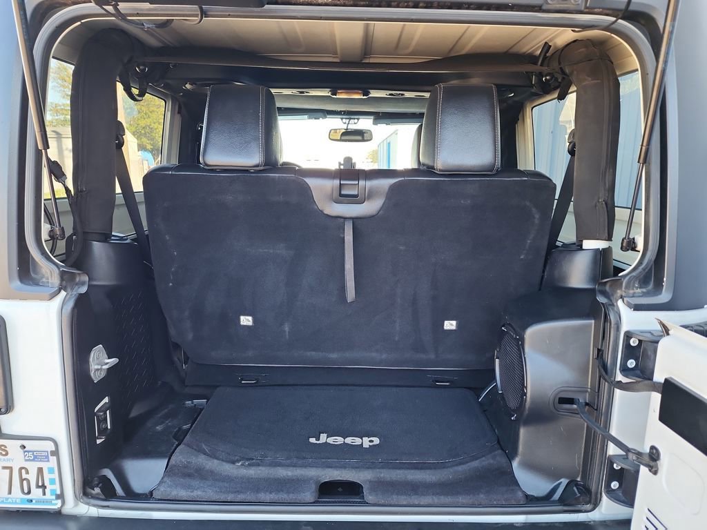 Used 2013 Jeep Wrangler Rubicon w/ PWR Convenience Group image 37