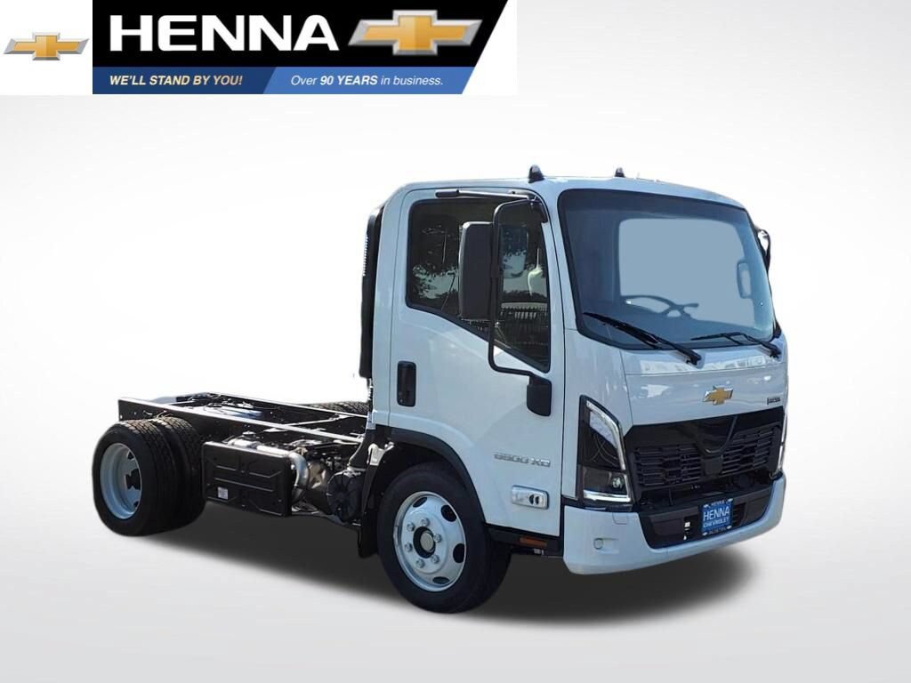 New 2025 Chevrolet Low Cab Forward 5500 XD RWD image 1