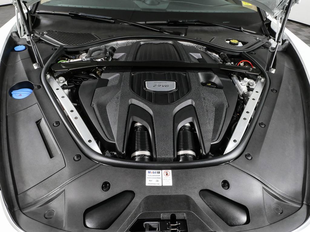 Used 2021 Porsche Panamera 4 AWD/4WD image 37